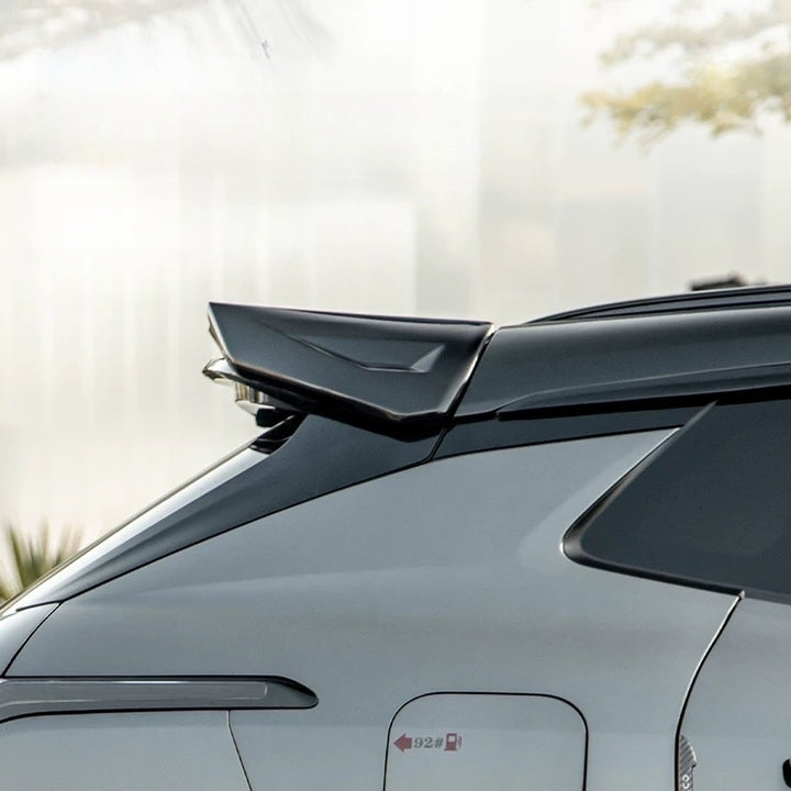 Spoiler for Lynk & Co 08