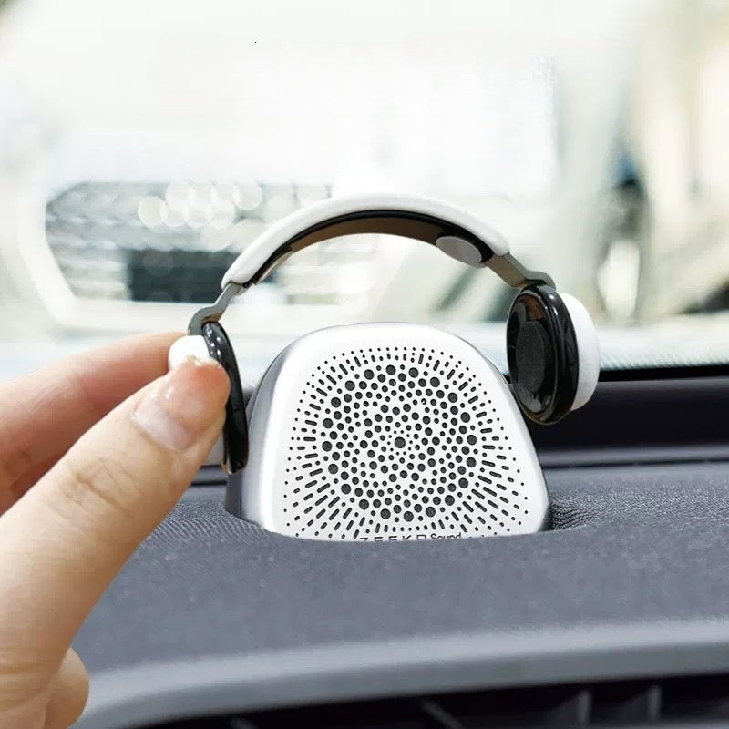 Headphone-shaped Center Speaker Decor