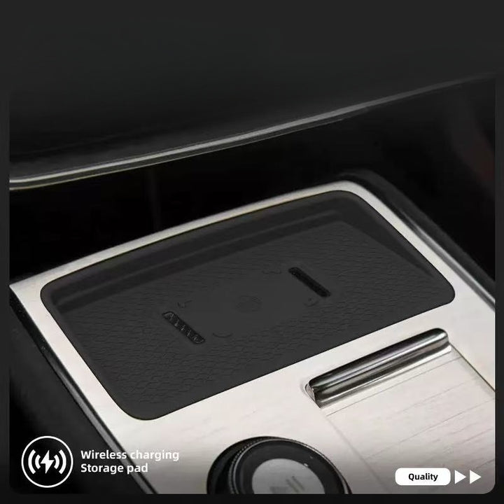 Wireless Charging Storage Pad for Volvo EX90
