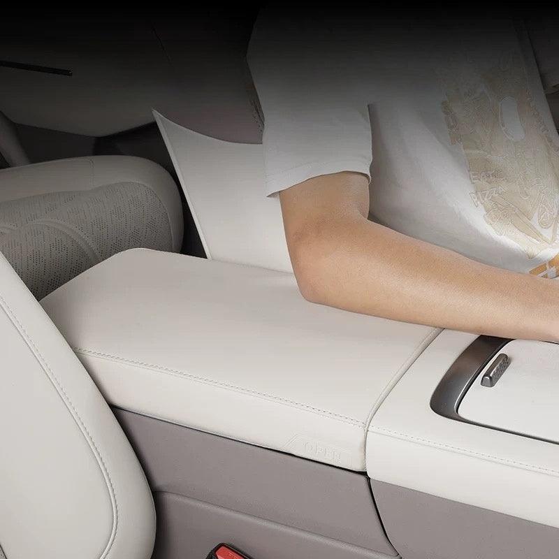 Armrest Cover for ZEEKR 7X - Geelyevs