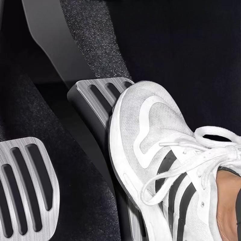 Brushed Aluminum Performance Pedals for Geely - Geelyevs
